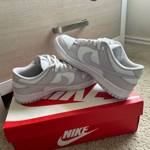 light purple nike dunk low